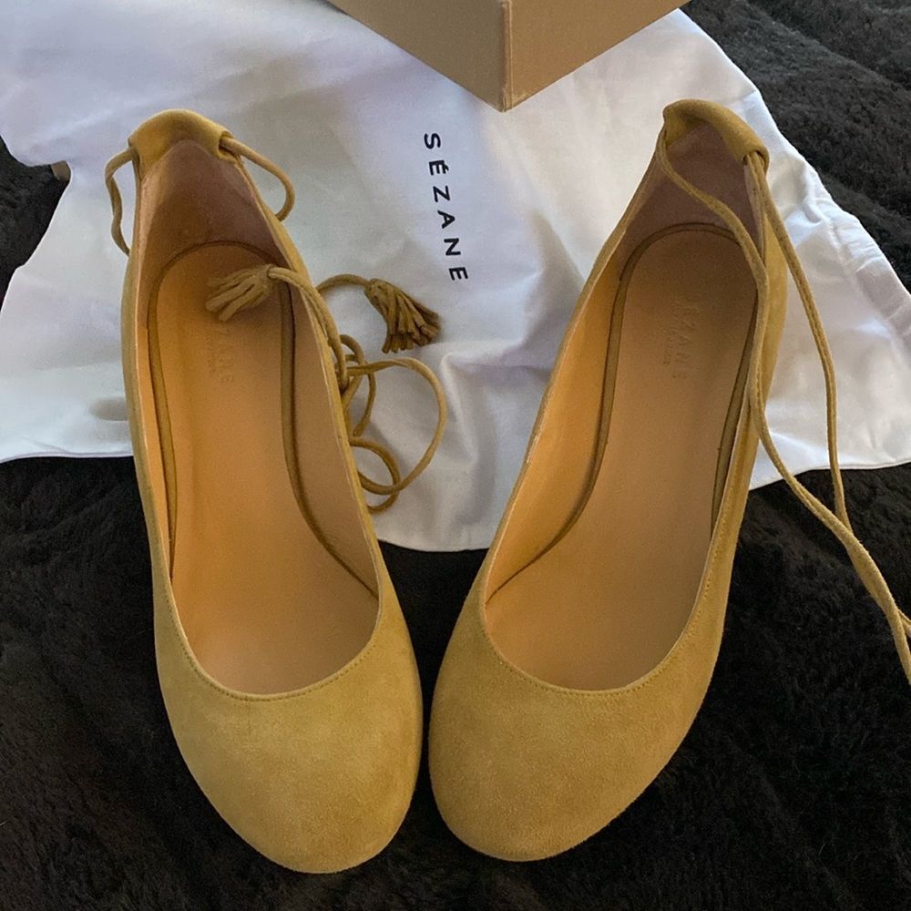 Sezane Valentina babies in curry. Size 36